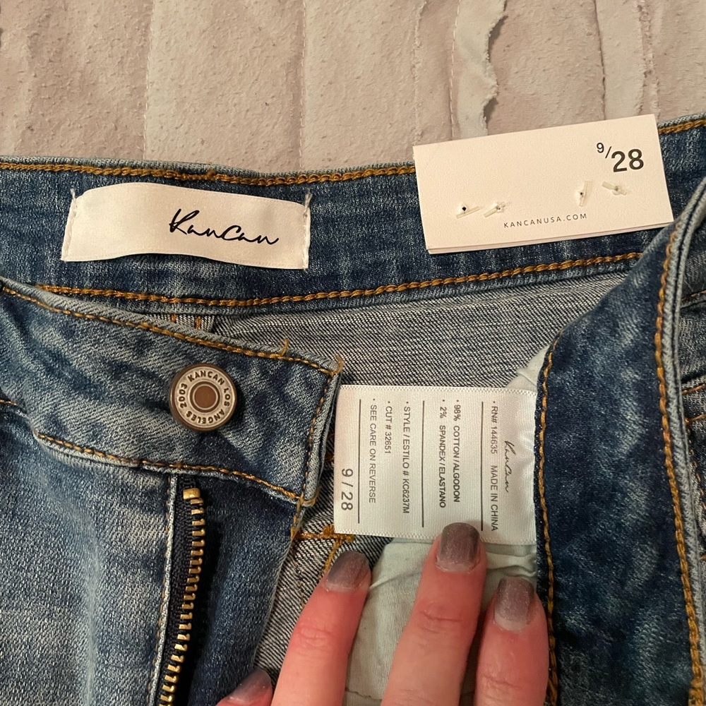 Kancan jeans with leopard patches in destructed areas - Picture 4 of 6